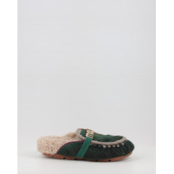 WINTER BIO LG LONG HAIR PONYLOGO