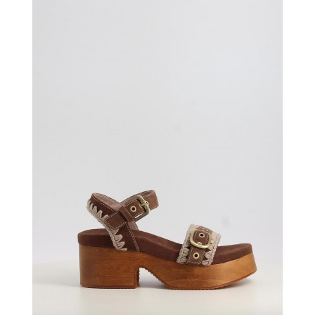 HIGH HEEL WOOD CLOG BUCKLE