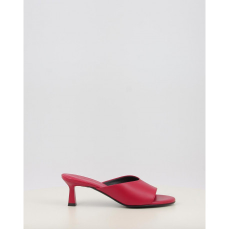 RENATA Flat Red
