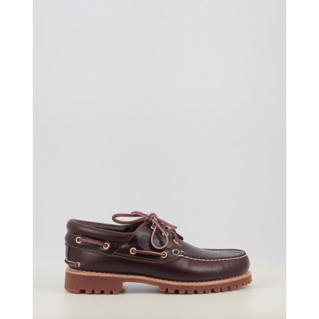 AUTHENTIC BOAT SHOE